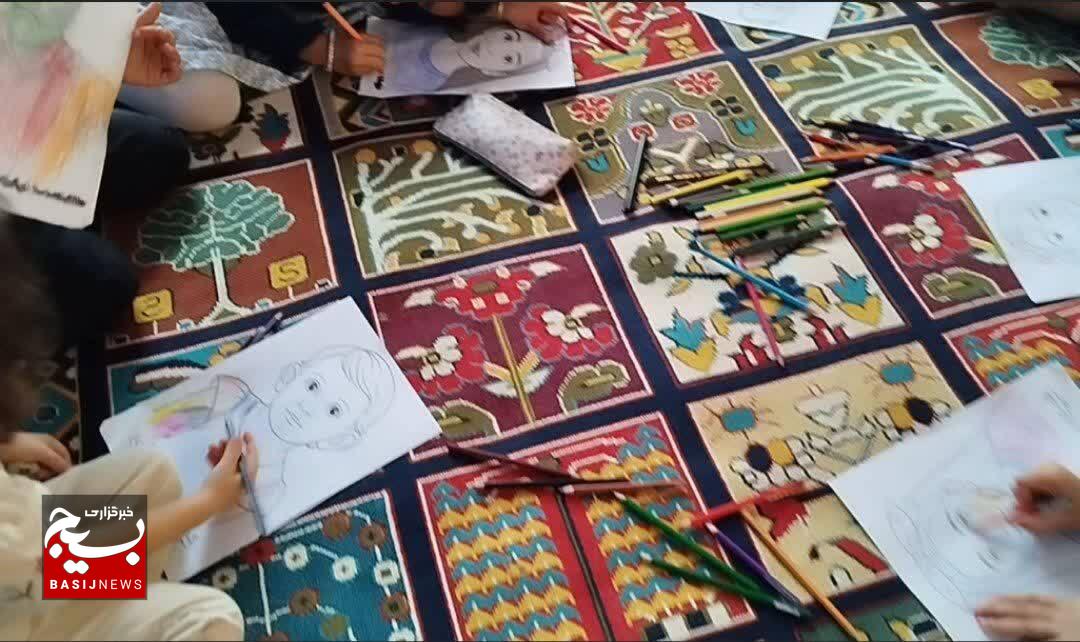 روایتی از تأثیر شهدا بر نسل نوجوان در حاشیه دومین کنگره ۸۰۰۰ شهید دفاع مقدس استان گیلان روایتی از تأثیر شهدا بر نسل نوجوان در حاشیه دومین کنگره ۸۰۰۰ شهید دفاع مقدس استان گیلان