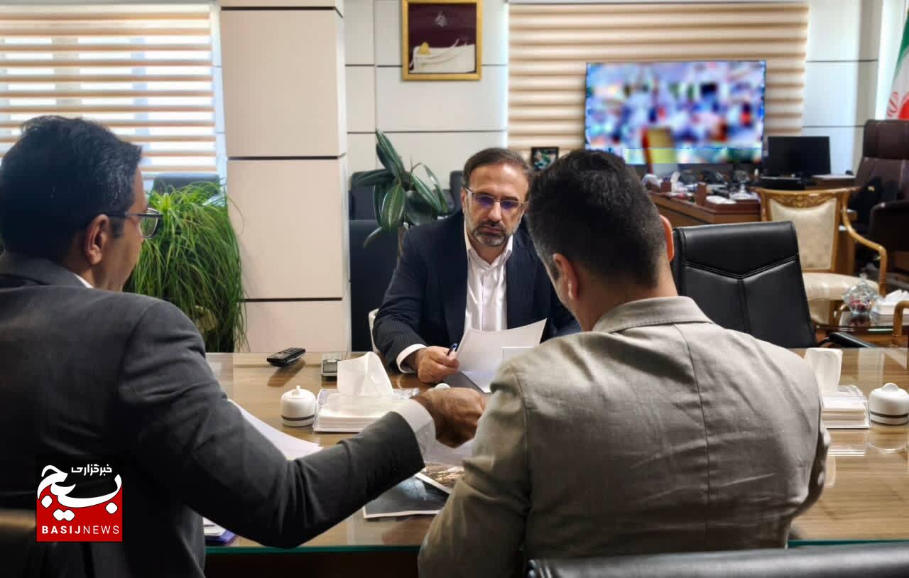 رسیدگی به ۸۶۳ درخواست حقوقی و قضایی مراجعان در دیدارهای مردمی مدیران قضایی استان البرز/حکم حبس برای کارشناس رسمی دادگستری رسیدگی به ۸۶۳ درخواست حقوقی و قضایی مراجعان در دیدارهای مردمی مدیران قضایی استان البرز/حکم حبس برای کارشناس رسمی دادگستری