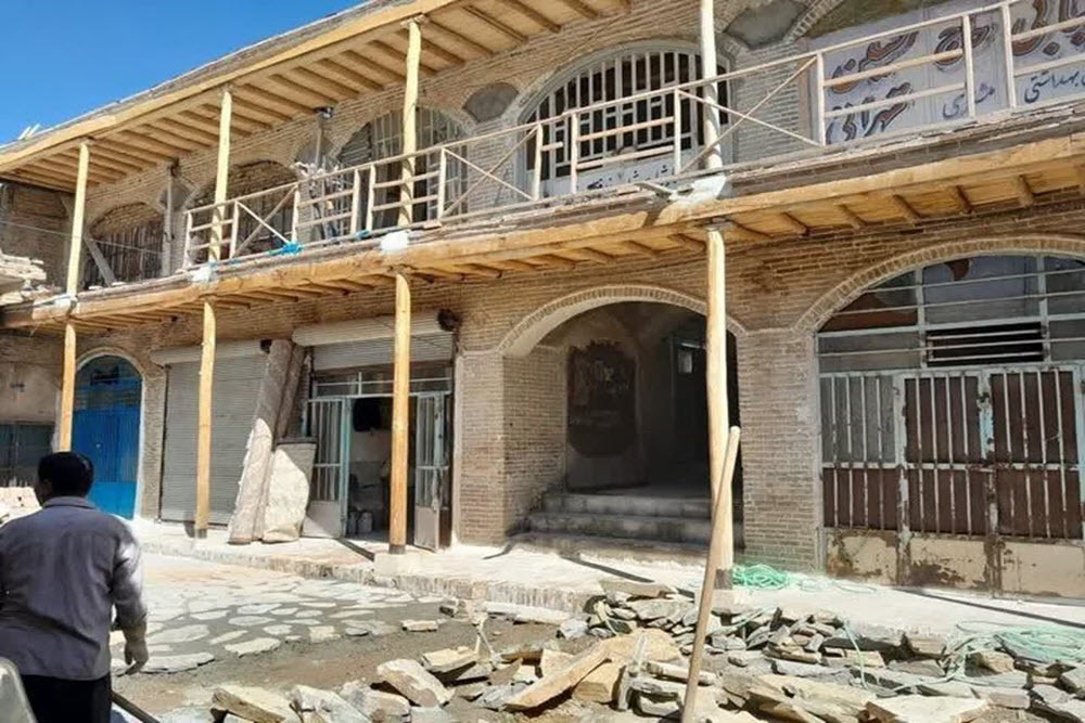 آغاز فاز سوم مرمت کاروانسرای تاریخی سعادت نهاوند با ۴۰۰ میلیون تومان اعتبار 