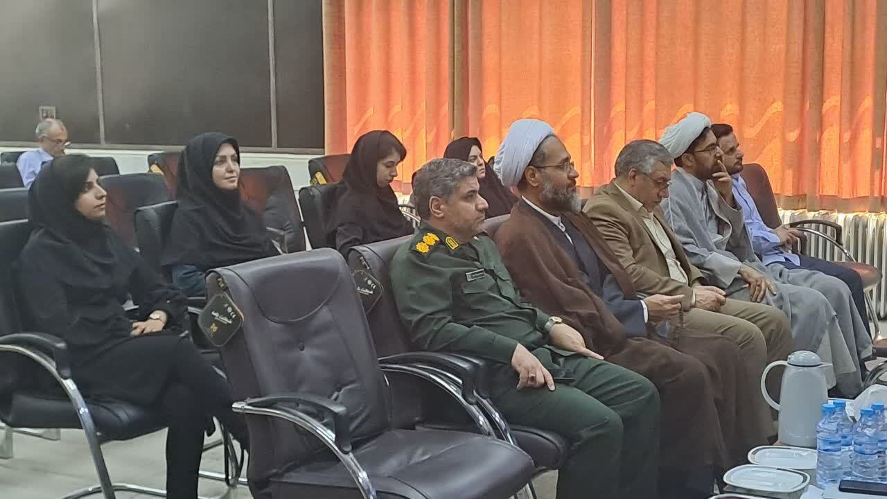 امکان‌سنجی کشت گیاه سالیکورنیا به عنوان گیاه استراتژیک روغنی در مناطق نیمه خشک و خشک کشور