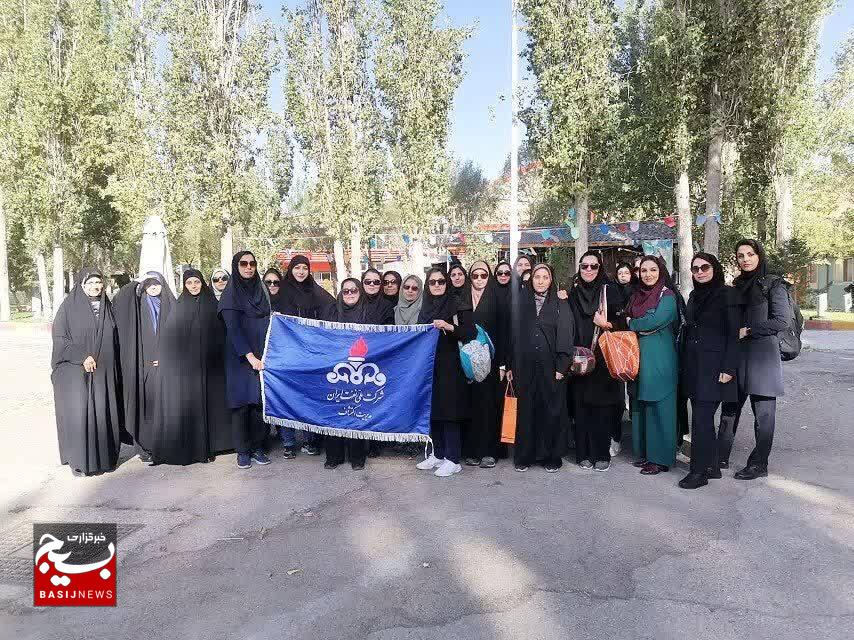 “از نشاط ورزشی تا دانش هوش مصنوعی: پایگاه بسیج کوثر مدیریت اکتشاف پیشرو در ارتقاء فرهنگی و علمی خواهران” “از نشاط ورزشی تا دانش هوش مصنوعی: پایگاه بسیج کوثر مدیریت اکتشاف پیشرو در ارتقاء فرهنگی و علمی خواهران”