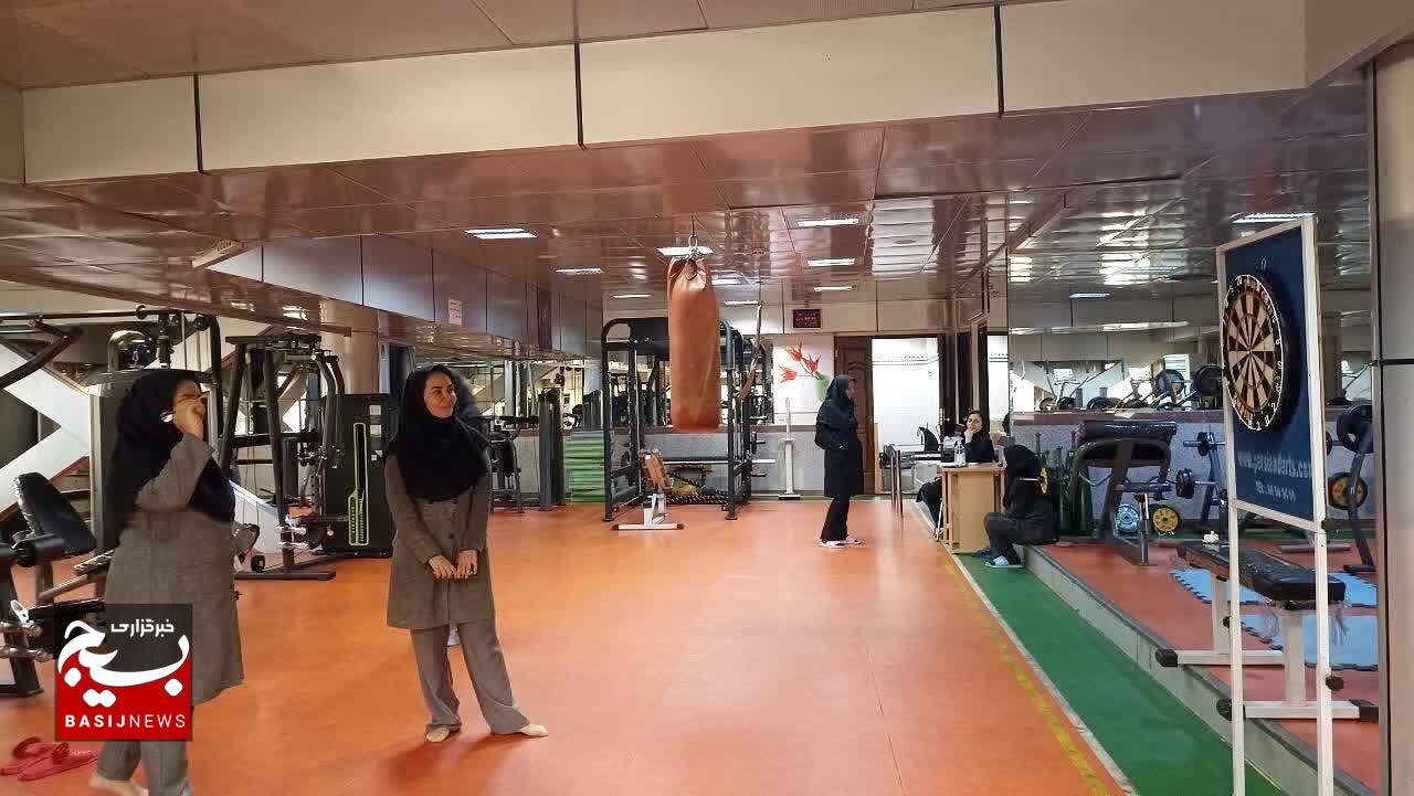 هدف‌گیری همدلی در هفته دولت؛ برگزاری مسابقه دارت با طعم ایثار و وحدت
