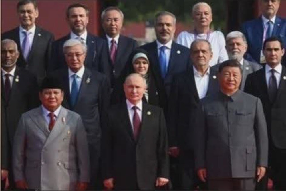 گفتگوی فرهنگها با حضور دختر ایران