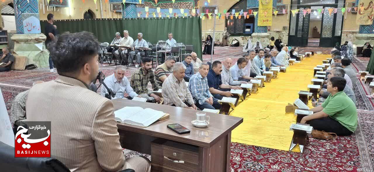 برگزاری محفل پرشور قرآن کریم با حضور قاریان برتر در مسجد جامع شهر محمدیه 