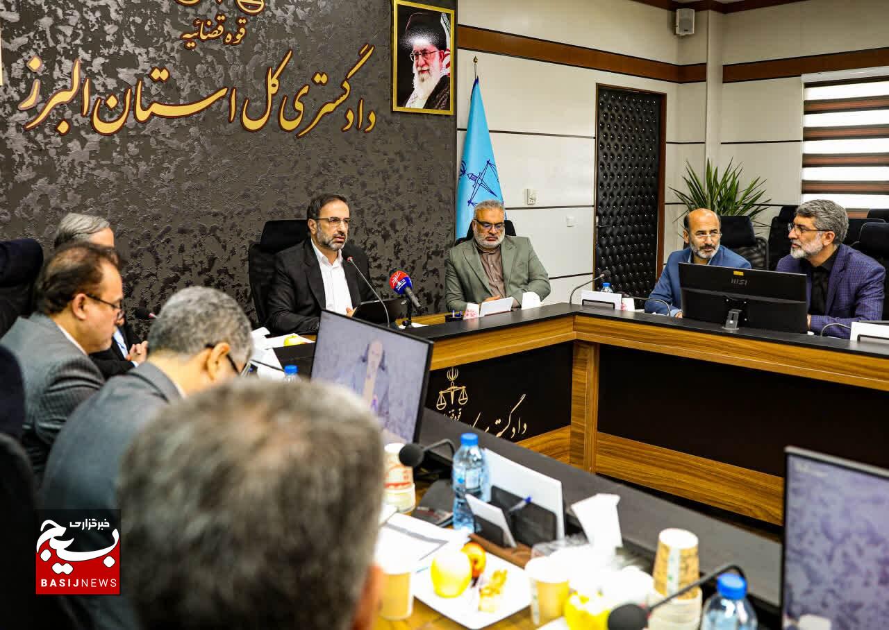 حفظ و ایجاد اشتغال برای بیش از ۲ هزار نفر با ورود دادگستری کل استان البرز/ جمع آوری ۱۳ هزار ماینر غیرمجاز در استان البرز حفظ و ایجاد اشتغال برای بیش از ۲ هزار نفر با ورود دادگستری کل استان البرز/ جمع آوری ۱۳ هزار ماینر غیرمجاز در استان البرز