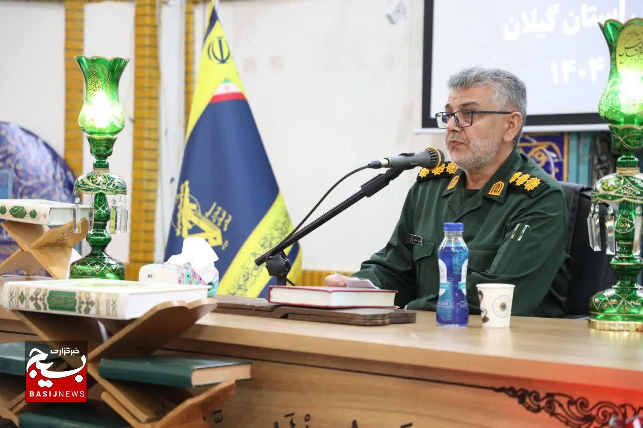 قرآن، محور هدایت در جهانی که از حقیقت فاصله گرفته دارد قرآن، محور هدایت در جهانی که از حقیقت فاصله گرفته دارد