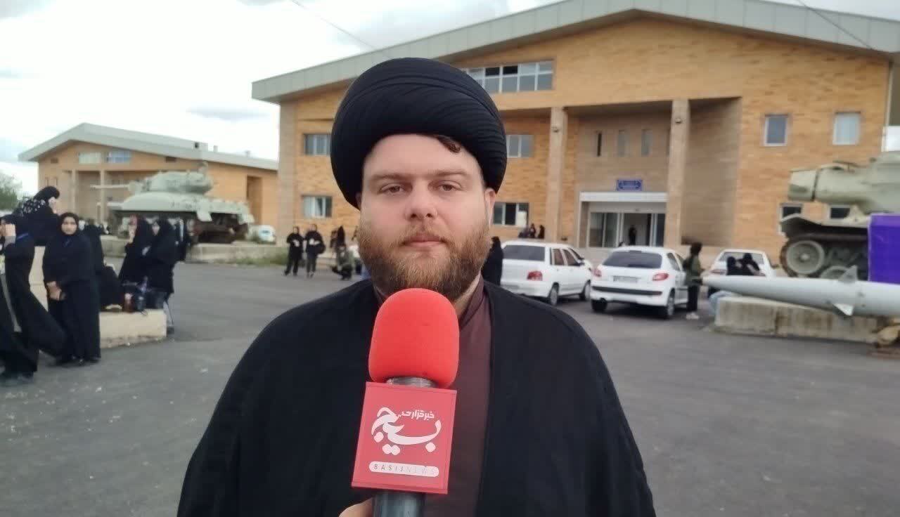دانشآموزان، موشکهای فرهنگی انقلاب اسلامیاند دانشآموزان، موشکهای فرهنگی انقلاب اسلامیاند