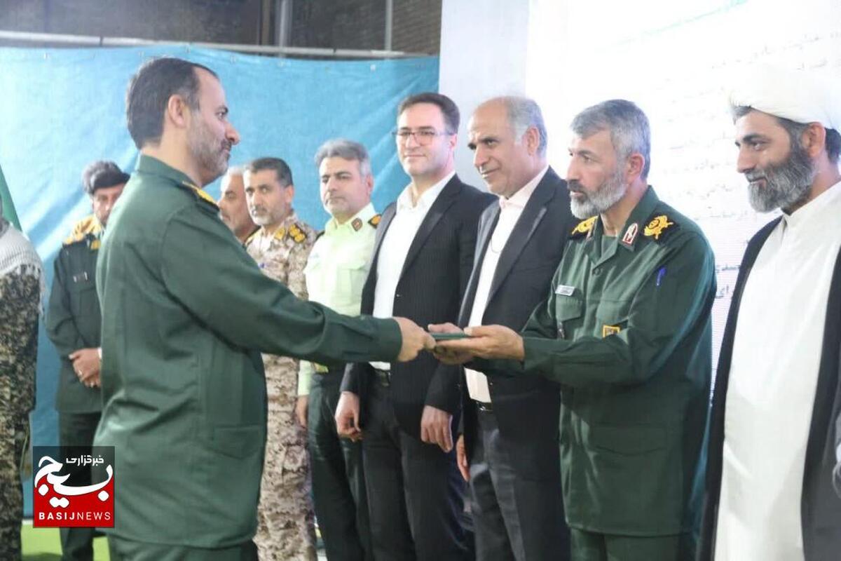 آیین تکریم و معارفه فرمانده سپاه تنگستان برگزار شد