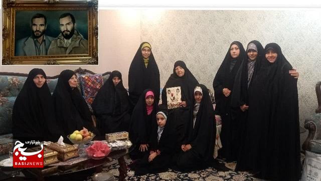 دیدار خواهران پایگاه شهید حاج موسایی با خانواده معظم شهدا دیدار خواهران پایگاه شهید حاج موسایی با خانواده معظم شهدا