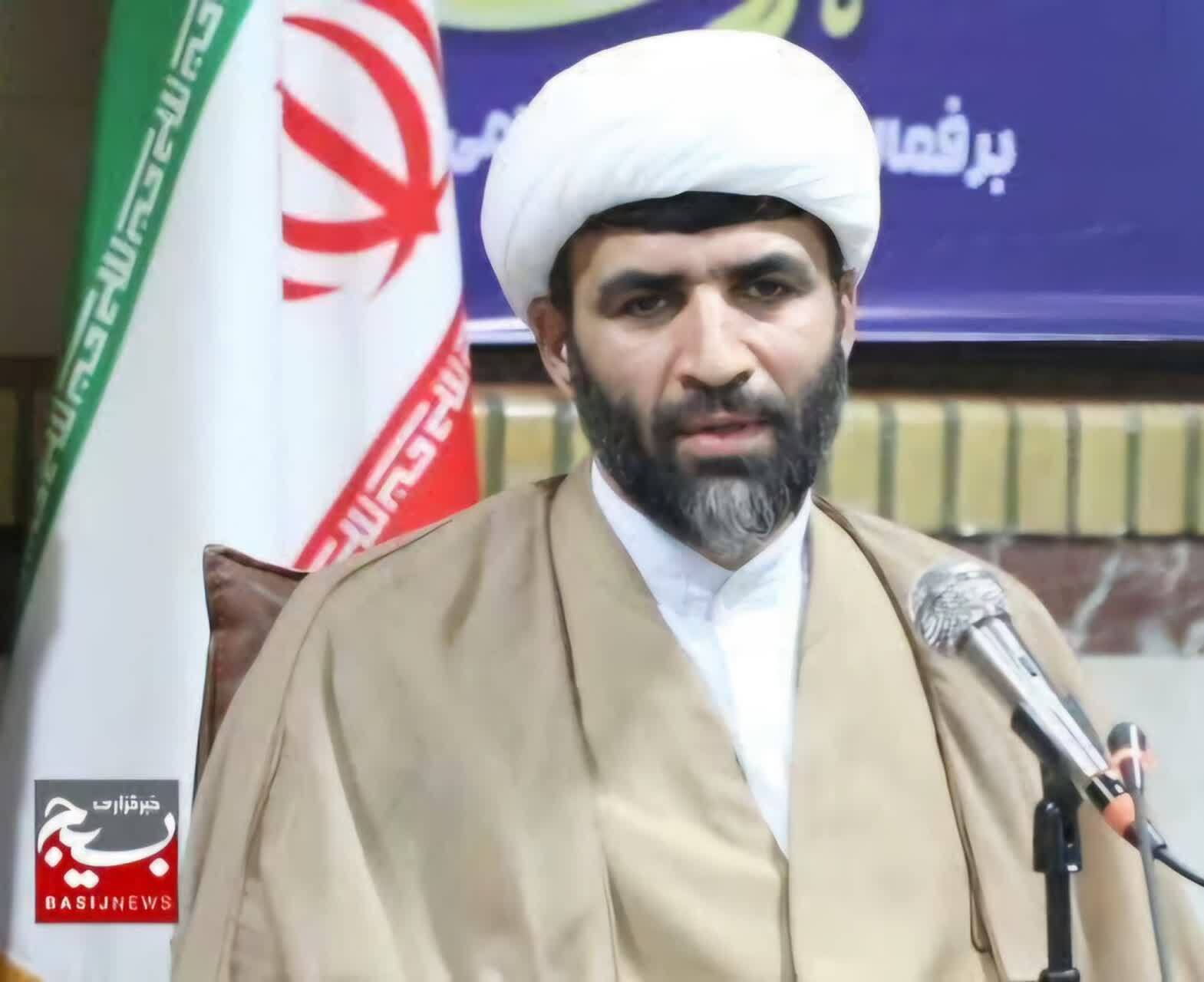 ایمان، اطاعت، استقامت و اتحاد چهار رکن پیروزی تمدن نوین اسلامی است ایمان، اطاعت، استقامت و اتحاد چهار رکن پیروزی تمدن نوین اسلامی است