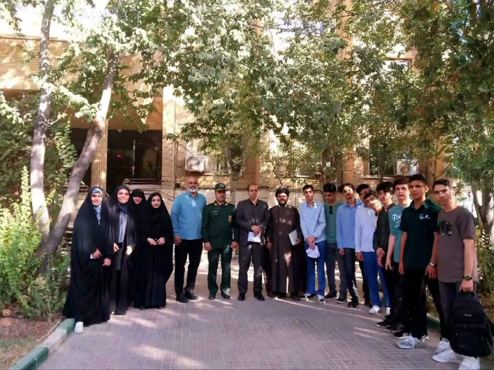 درخشش استعدادهای دانشآموزی در هجدهمین دوره کشوری لیگ علمی پایا درخشش استعدادهای دانشآموزی در هجدهمین دوره کشوری لیگ علمی پایا