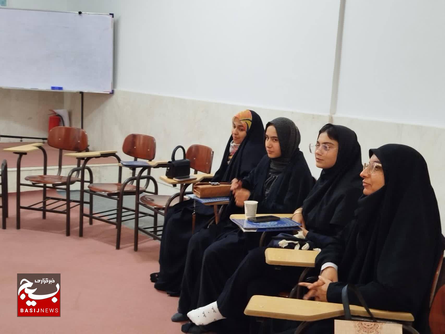فعالیت ۴۸ خانه قرآن شهری و روستایی در تربت‌جام
