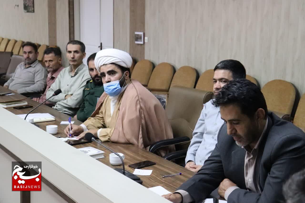 لزوم انتقال خلاقانه فرهنگ دفاع مقدس به نسل جدید لزوم انتقال خلاقانه فرهنگ دفاع مقدس به نسل جدید