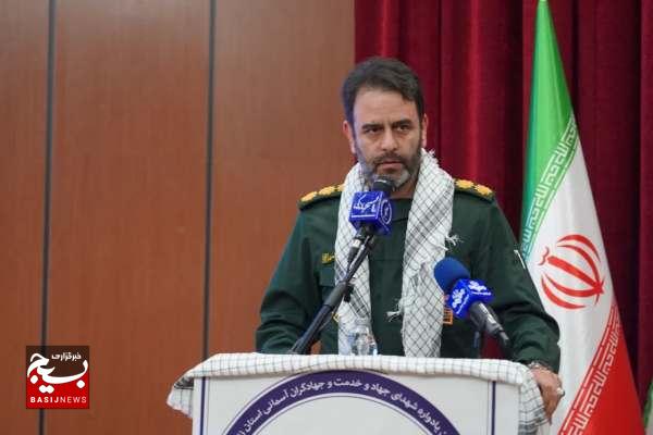 کار جهادی، گرهگشای همه بنبستها است کار جهادی، گرهگشای همه بنبستها است