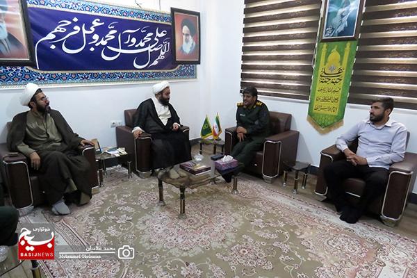 قدردانی فرمانده ناحیه مقاومت کنگان از امام جمعه سیراف قدردانی فرمانده ناحیه مقاومت کنگان از امام جمعه سیراف
