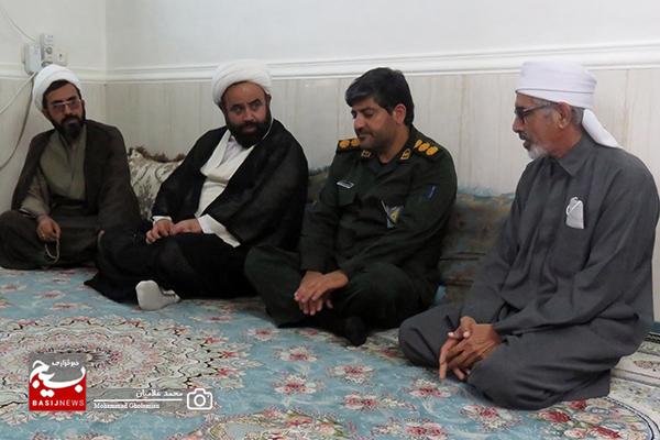 دیدار مسئولان سپاه کنگان با امام جمعه اهل سنّت سیراف دیدار مسئولان سپاه کنگان با امام جمعه اهل سنّت سیراف
