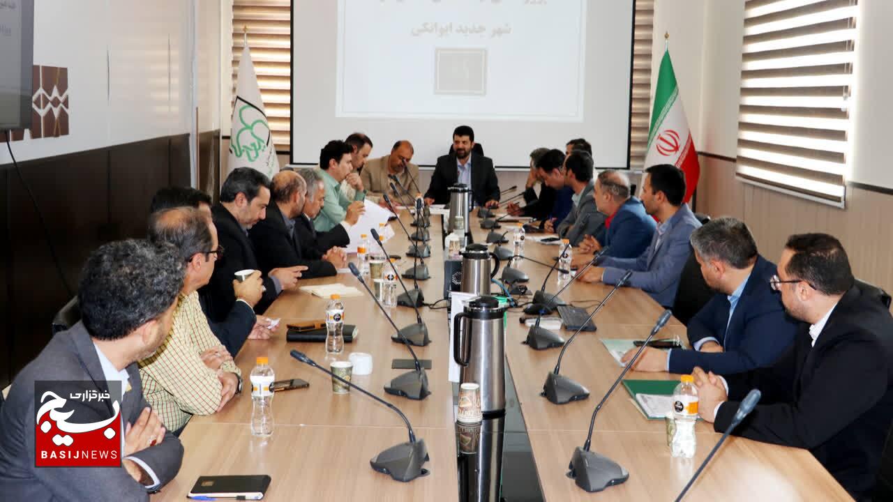 تسریع در توسعه زیرساخت‌های فیبرنوری مخابرات در شهر جدید ایوانکی