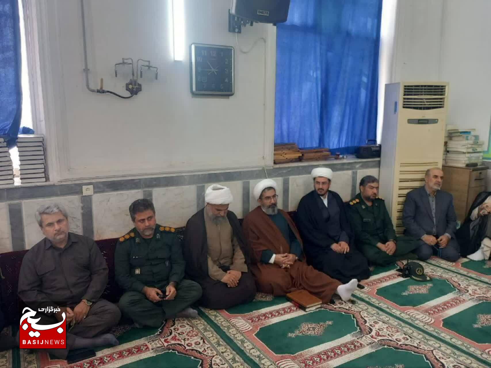 شهدا، الگویی بی‌بدیل برای ملت بصیر ایران هستند 