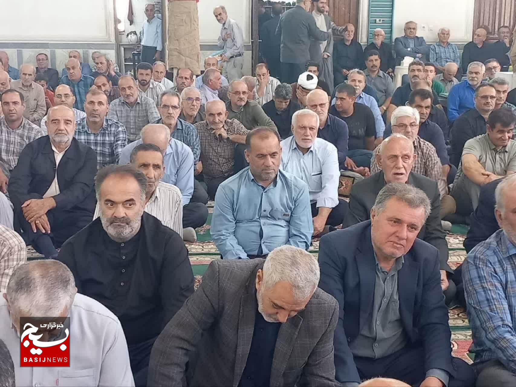شهدا، الگویی بی‌بدیل برای ملت بصیر ایران هستند 