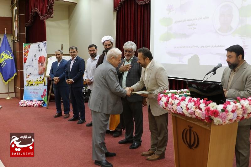 سنگ تمام بیمارستان شهید محلاتی تبریز در جنگ ۱۲ روزه/ کادر درمان در جنگ کنار مردم ایستاد سنگ تمام بیمارستان شهید محلاتی تبریز در جنگ ۱۲ روزه/ کادر درمان در جنگ کنار مردم ایستاد