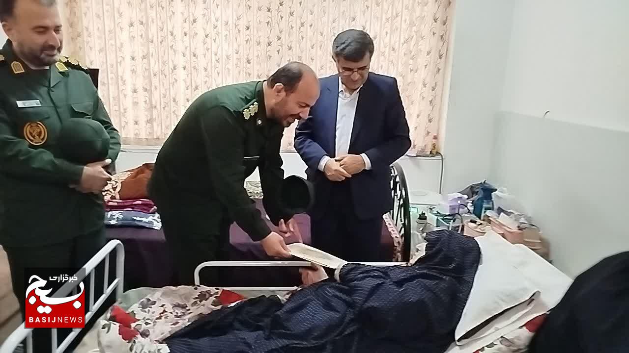 مادران شهدا نماد صبر و استقامت ملت ایران هستند