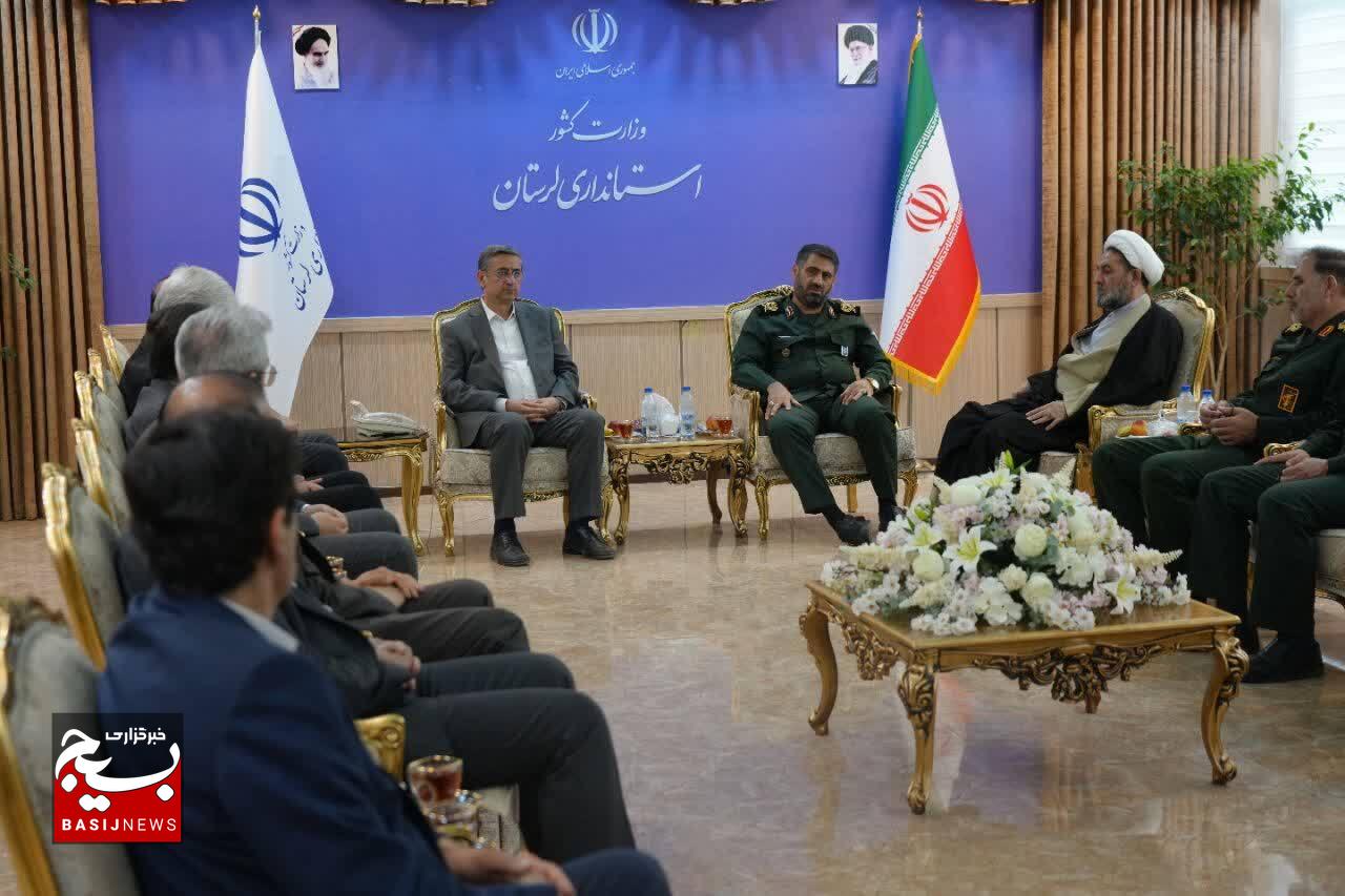 پاسداشت همدلی در روزهای سخت؛ سردار باقری از استاندار لرستان قدردانی کرد پاسداشت همدلی در روزهای سخت؛ سردار باقری از استاندار لرستان قدردانی کرد