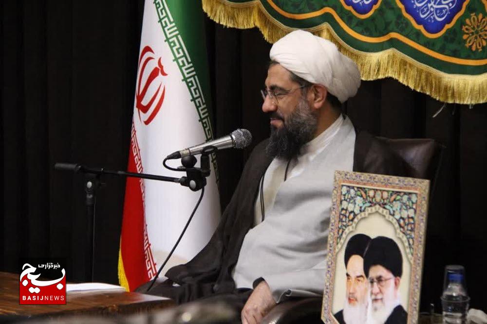 حل مشکلات فرهنگی با وحدت رویه و برنامهریزی منسجم پیگیری شود