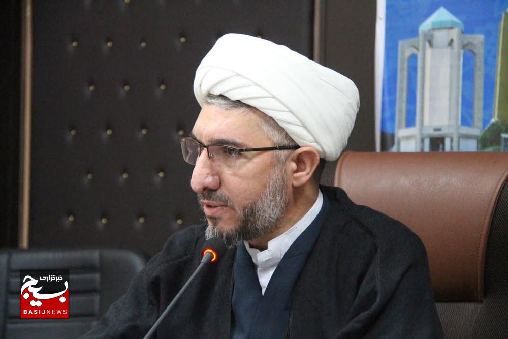 لزوم خودسازی در مسیر خدمت/ پاسداران اسلام الگوی رفتاری جامعه هستند 