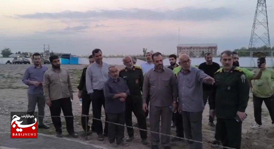 بازدید فرمانده سپاه قدس گیلان از روند آمادهسازی غرفههای کنگره ۸۰۰۰ شهید استان گیلان بازدید فرمانده سپاه قدس گیلان از روند آمادهسازی غرفههای کنگره ۸۰۰۰ شهید استان گیلان