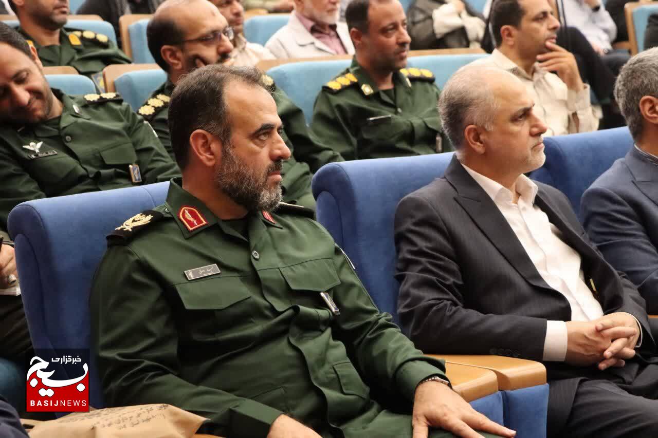 گیلان، خطشکن پشتیبانی دفاع مقدس و الگوی مشارکت مردمی گیلان، خطشکن پشتیبانی دفاع مقدس و الگوی مشارکت مردمی
