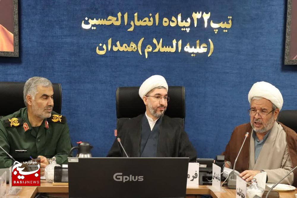دشمن با ایجاد فتنه و دوقطبی‌سازی به دنبال ضربه زدن به جامعه اسلامی است