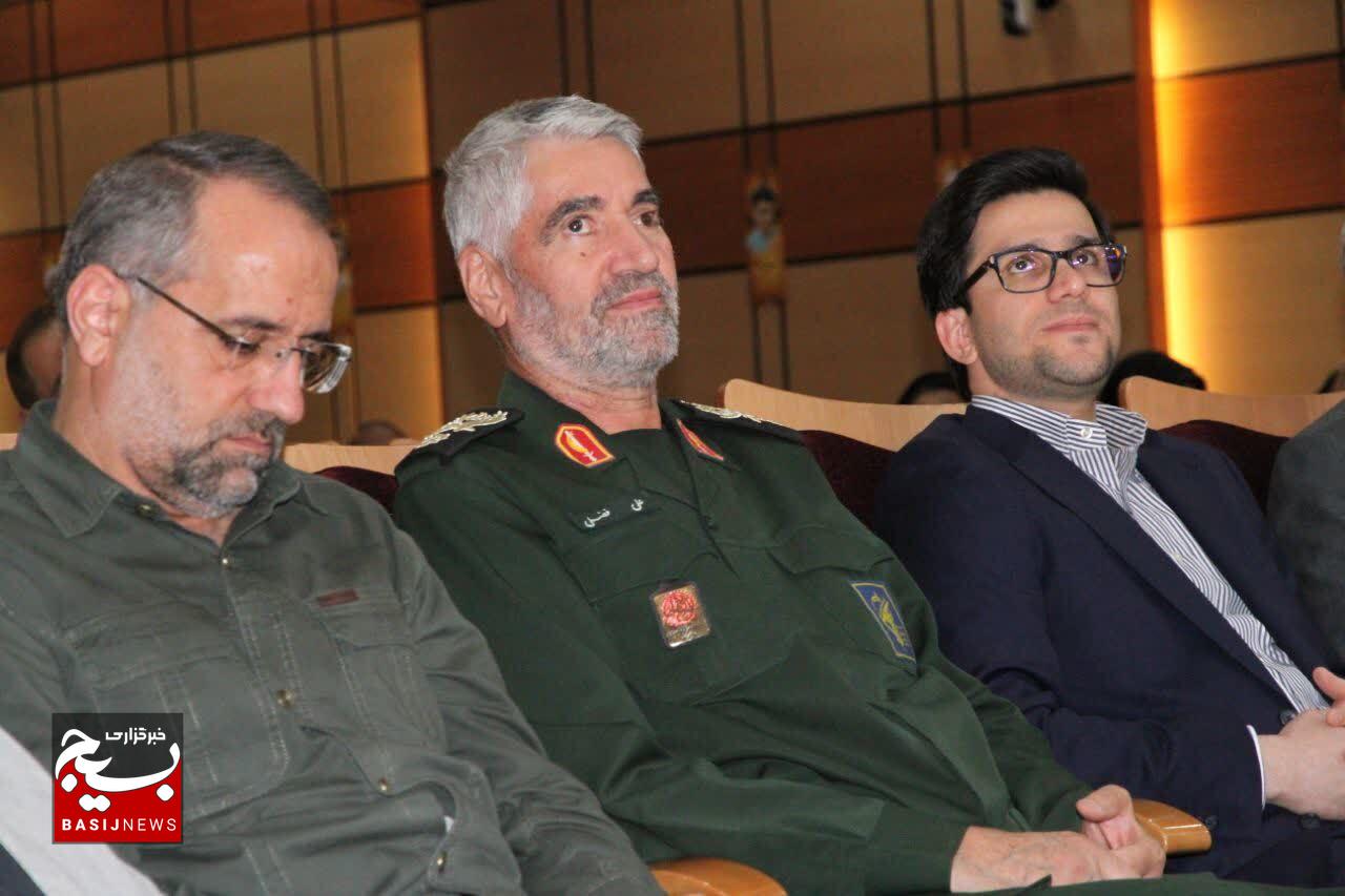 برگزاری باشکوه مراسم “یاد یاران” در شرکت ملی پالایش و پخش فرآورده‌های نفتی ایران به مناسبت هفته دفاع مقدس