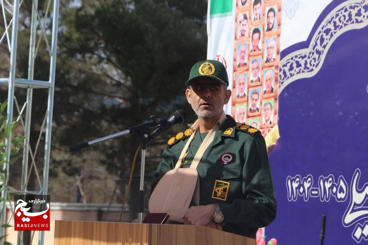 مدرسه میدان جهاد با جهل و نادانی است مدرسه میدان جهاد با جهل و نادانی است
