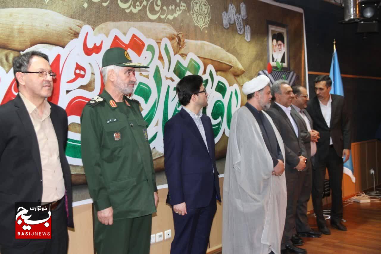 “یاد یاران” در صنعت نفت: تجلیل از سردار فضلی و رزمندگان دفاع مقدس در چهل و پنجمین سالگرد هفته مقاومت “یاد یاران” در صنعت نفت: تجلیل از سردار فضلی و رزمندگان دفاع مقدس در چهل و پنجمین سالگرد هفته مقاومت