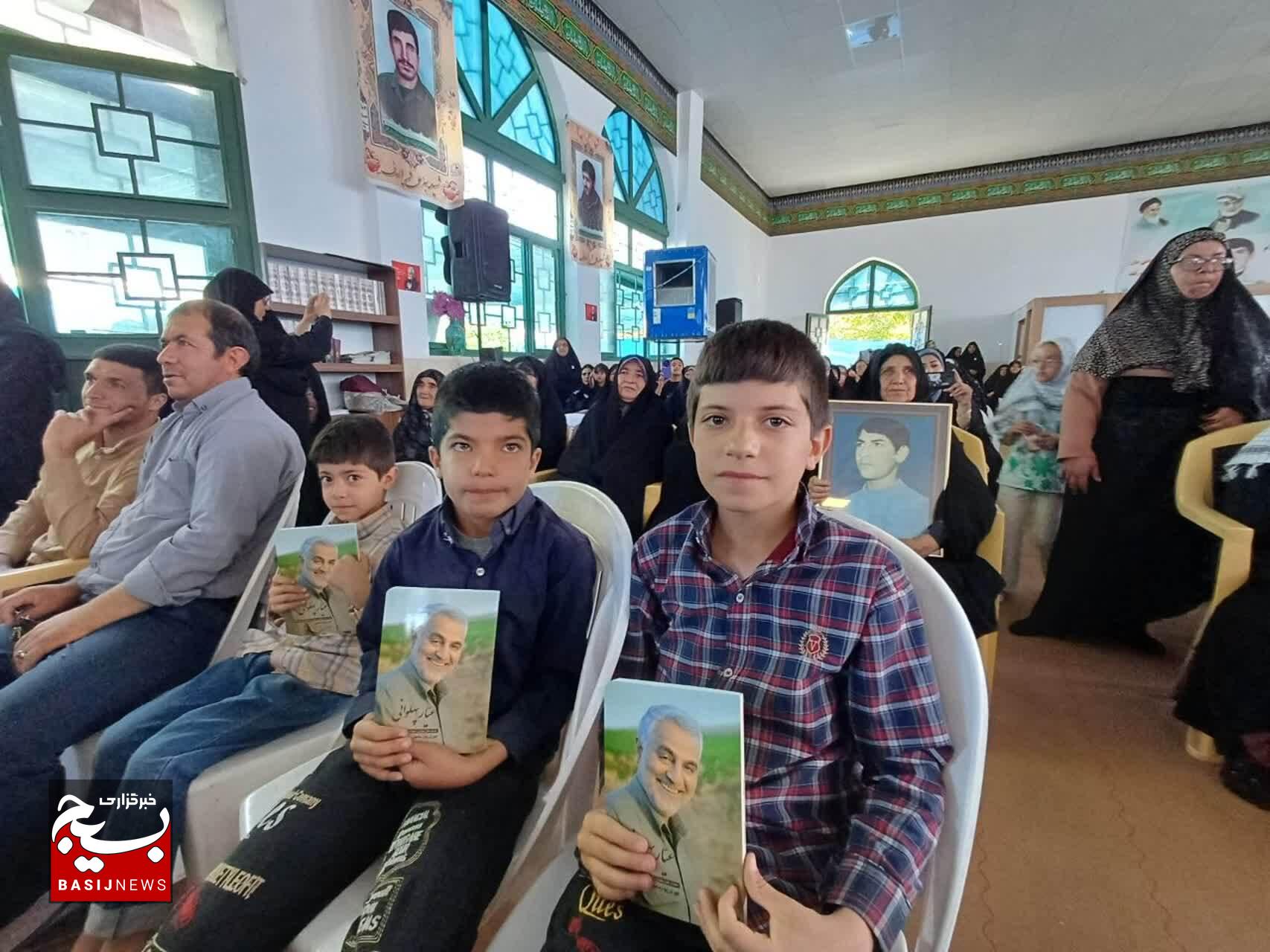 برگزاری یادواره شهدای گلینوئیه شهرستان رابر