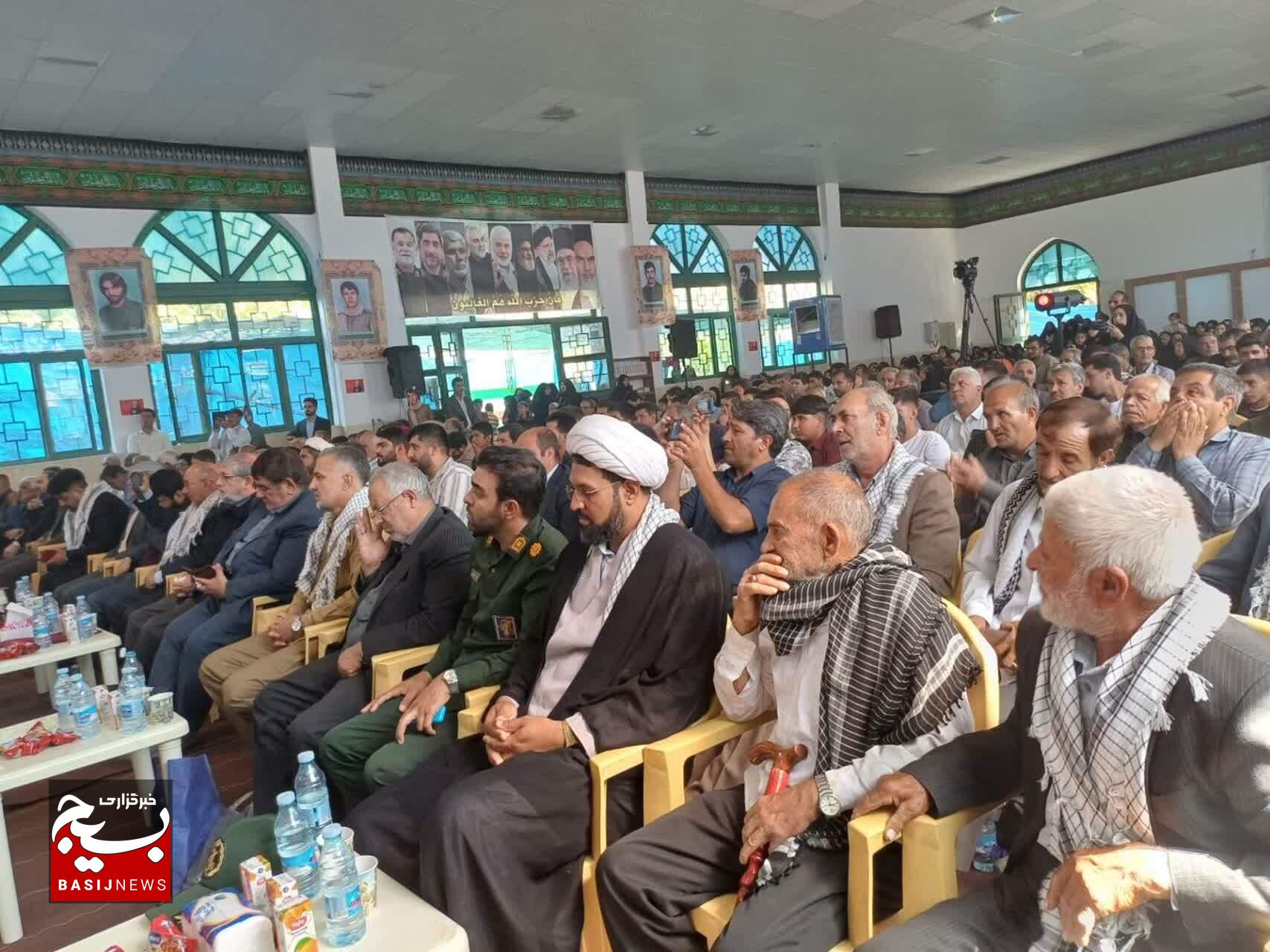 برگزاری یادواره شهدای گلینوئیه شهرستان رابر