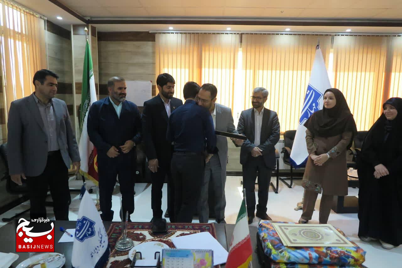 انتصاب مسئولین جدید بسیج دانشجویی دانشگاه های ملی مهارت یاسوج انتصاب مسئولین جدید بسیج دانشجویی دانشگاه های ملی مهارت یاسوج