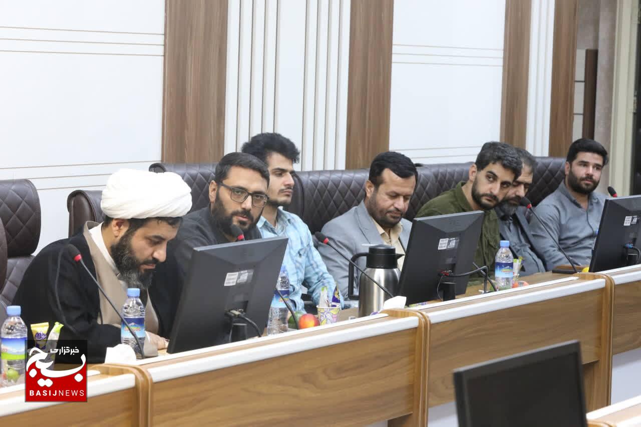 آیین تکریم و معارفه مسئول دفتر نمایندگی ولی فقیه در بسیج اقشار