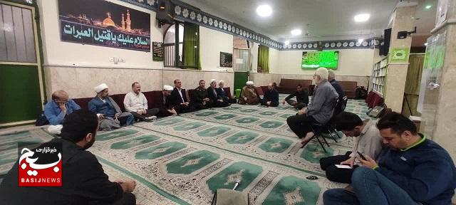 قرارگاه بی قراری در مسجد الرضا برگزار شد قرارگاه بی قراری در مسجد الرضا برگزار شد