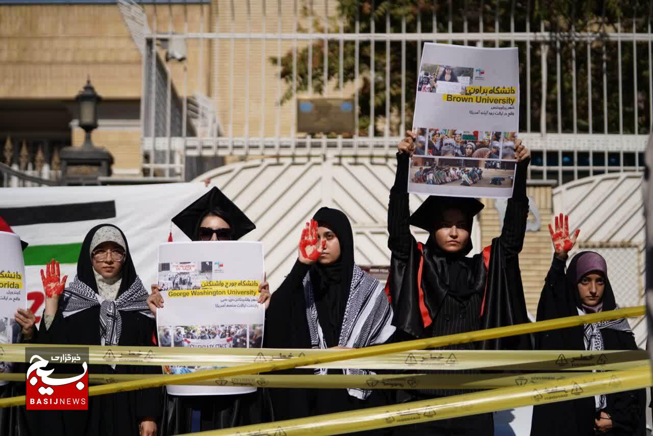 اجتماع بزرگ دانشجویان انقلابی مشهد به مناسبت سالگرد عملیات طوفان الاقصی اجتماع بزرگ دانشجویان انقلابی مشهد به مناسبت سالگرد عملیات طوفان الاقصی