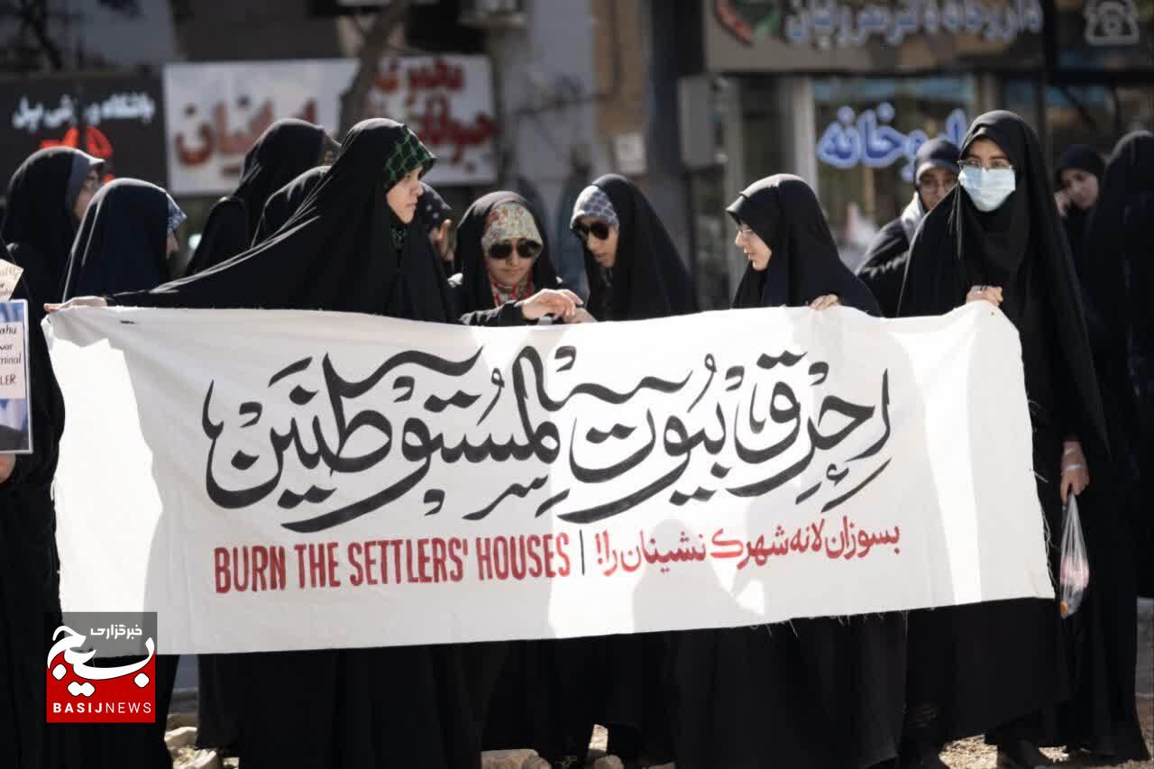 اجتماع بزرگ دانشجویان انقلابی مشهد به مناسبت سالگرد عملیات طوفان الاقصی اجتماع بزرگ دانشجویان انقلابی مشهد به مناسبت سالگرد عملیات طوفان الاقصی