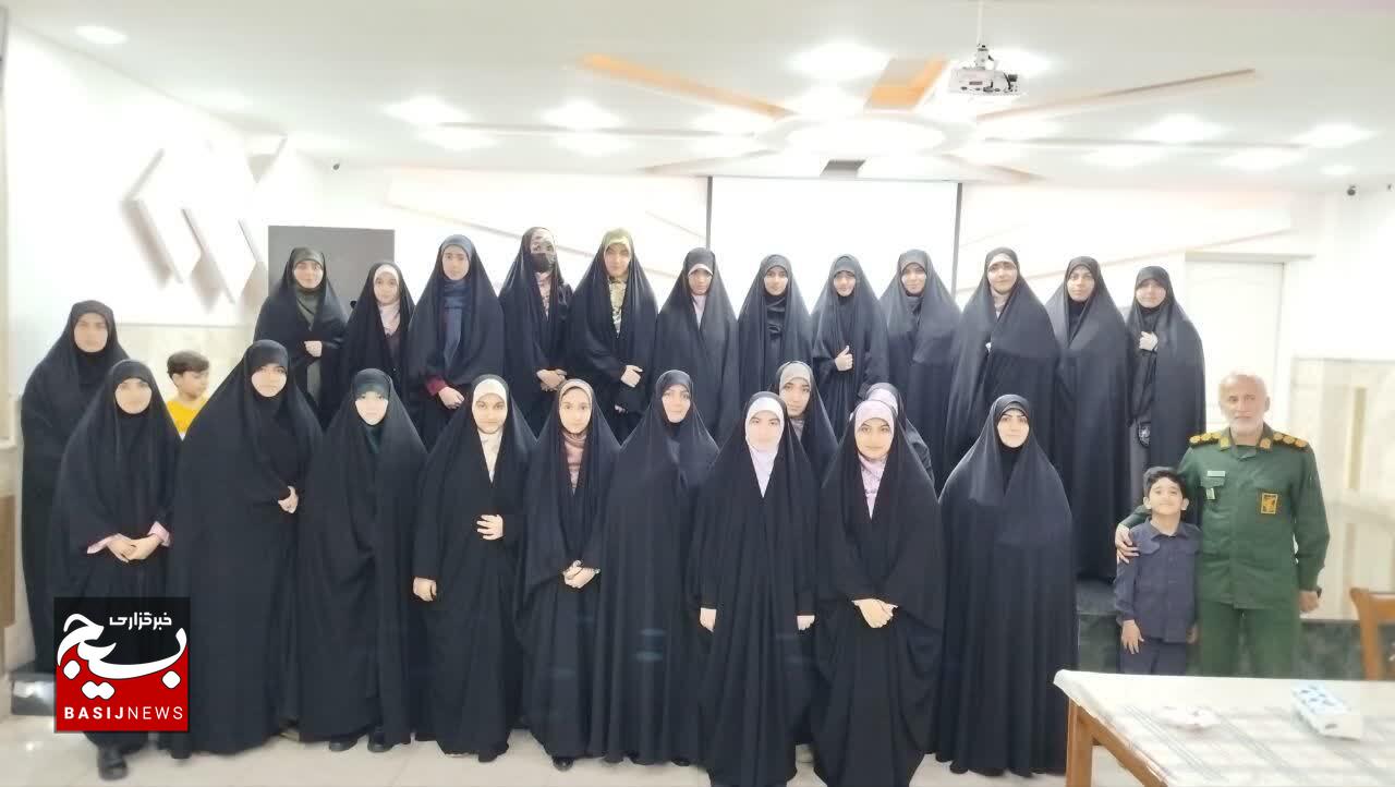 طرح سدید با حضور فرزندان پایور سپاه قدس گیلان در مجتمع یاس رشت برگزار شد