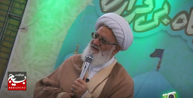 با حضور سردار حسن زاده برگزار شد :