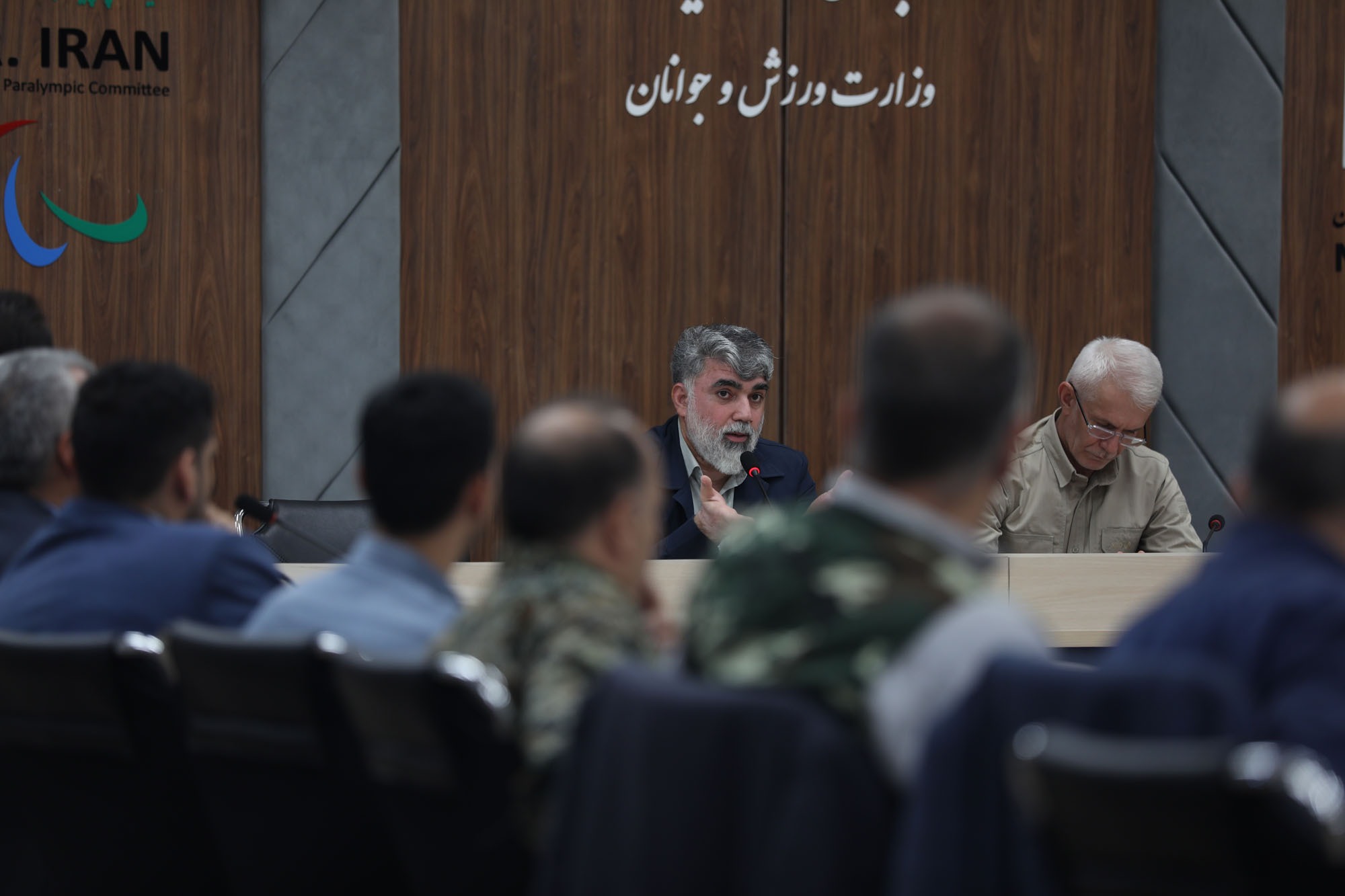 نشست اعضای شورای بسیج و فرماندهان پایگاه های مقاومت وزارت ورزش و مسئولان بسیج ورزشکاران فدراسیون ها نشست اعضای شورای بسیج و فرماندهان پایگاه های مقاومت وزارت ورزش و مسئولان بسیج ورزشکاران فدراسیون ها