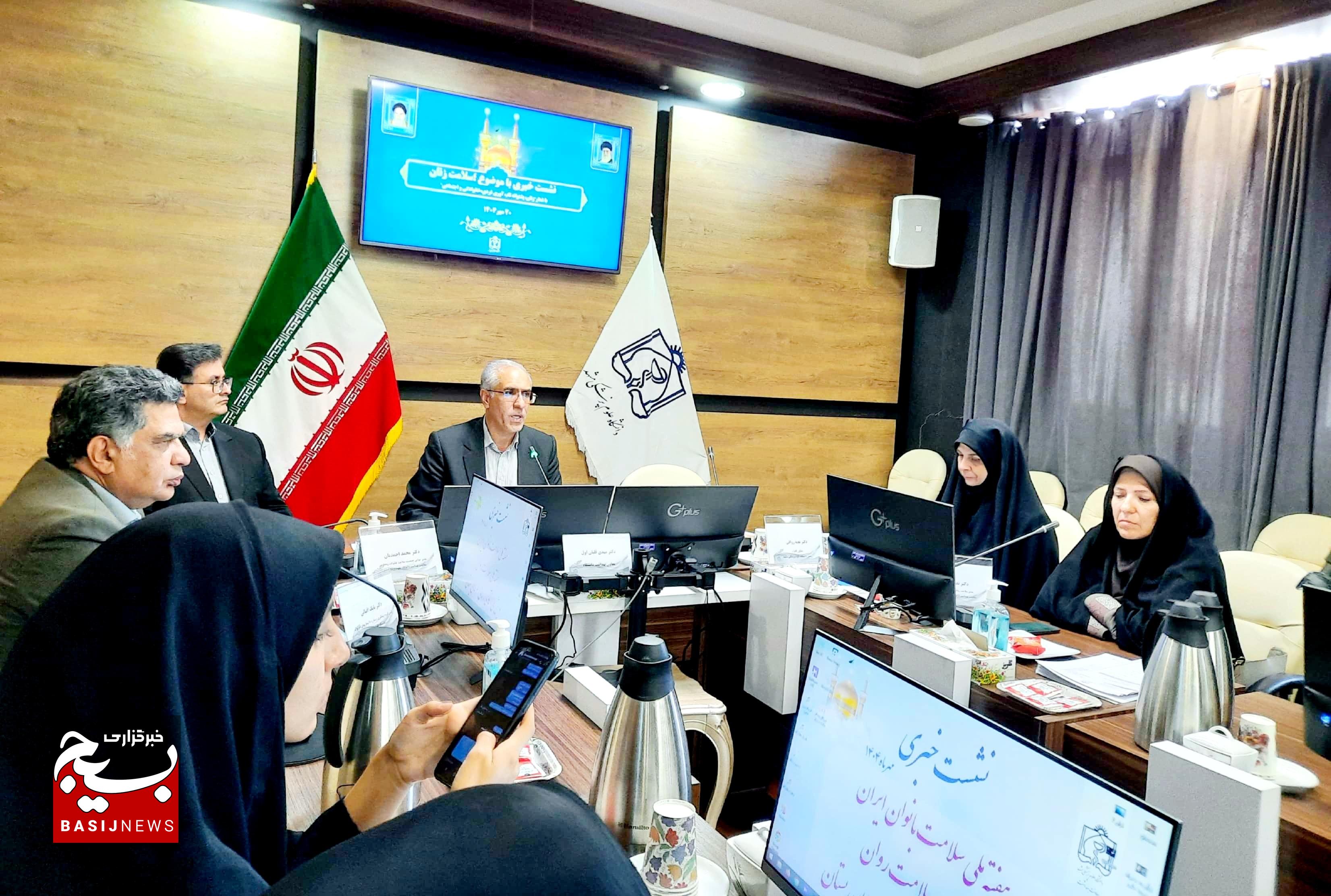 نقش کلیدی زنان در تابآوری اجتماعی و مقابله با بحرانها نقش کلیدی زنان در تابآوری اجتماعی و مقابله با بحرانها