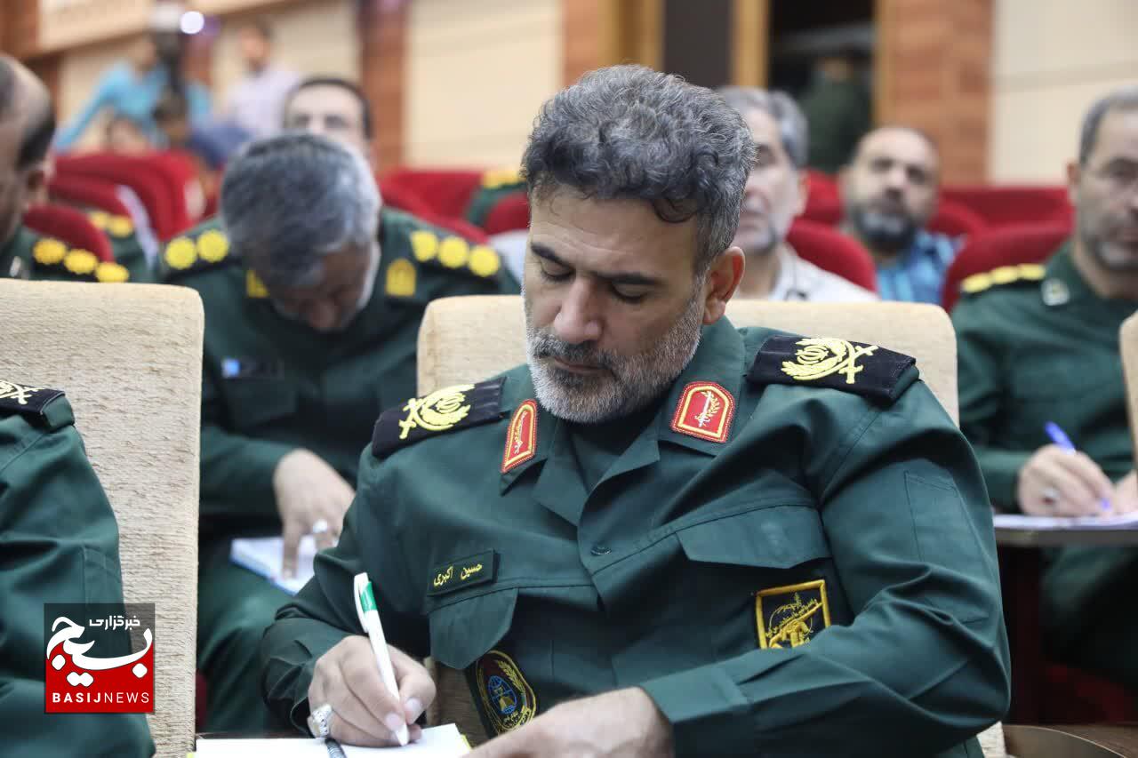 همایش توجیهی هفته بسیج سال ۱۴۰۴ گرامیداشت شهید امیرحسین طاووسی