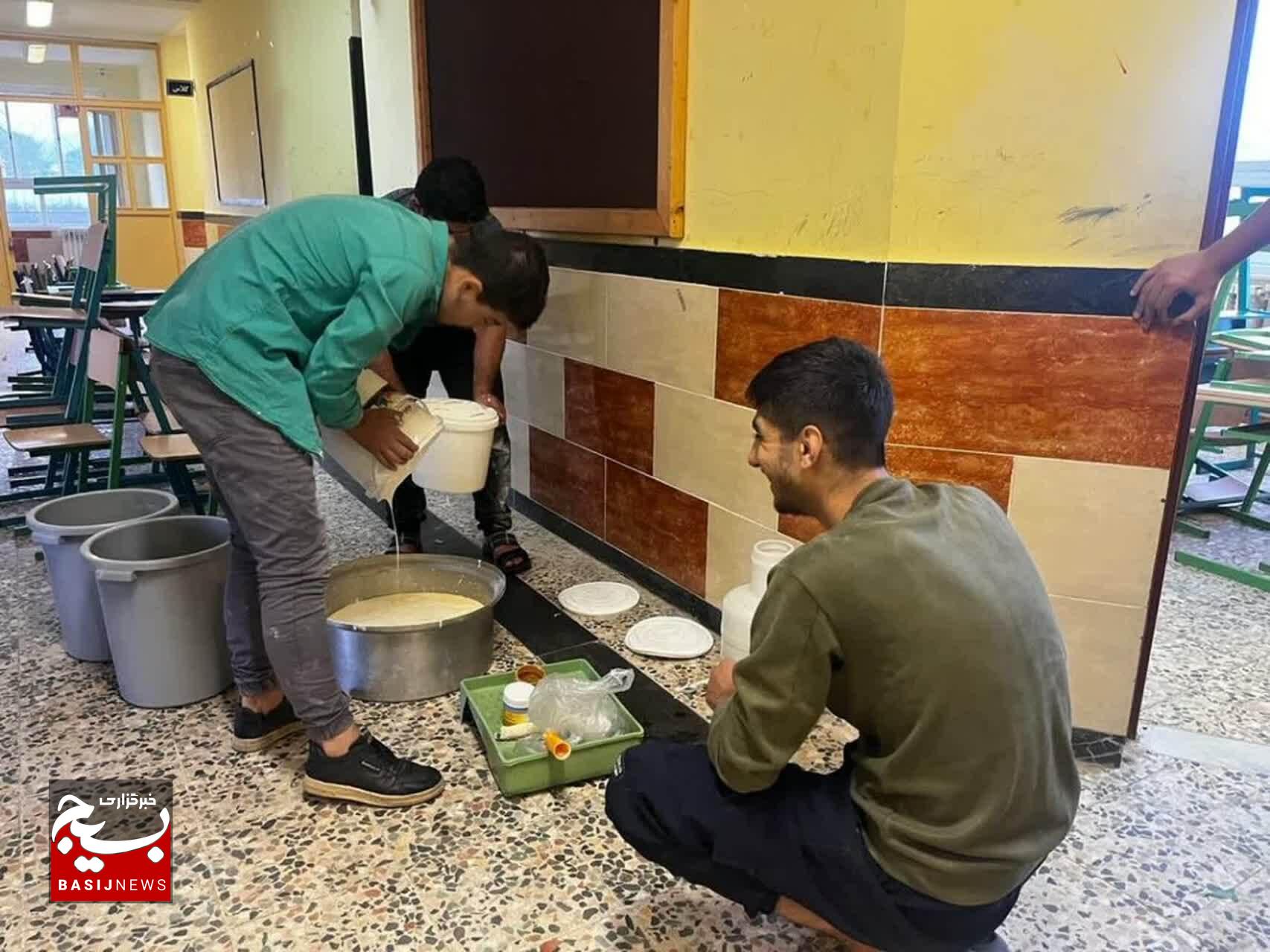 مدرسههایی که با دستهای بسیجیان جان تازه گرفتند مدرسههایی که با دستهای بسیجیان جان تازه گرفتند