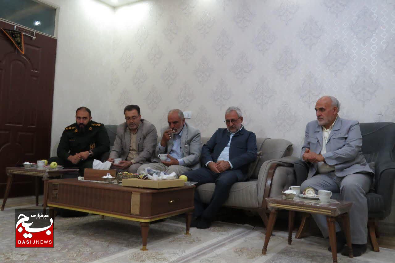 دیدار و دلجویی از خانواده شهید جاویدالاثر، فیض الله خدابنده لو دیدار و دلجویی از خانواده شهید جاویدالاثر، فیض الله خدابنده لو