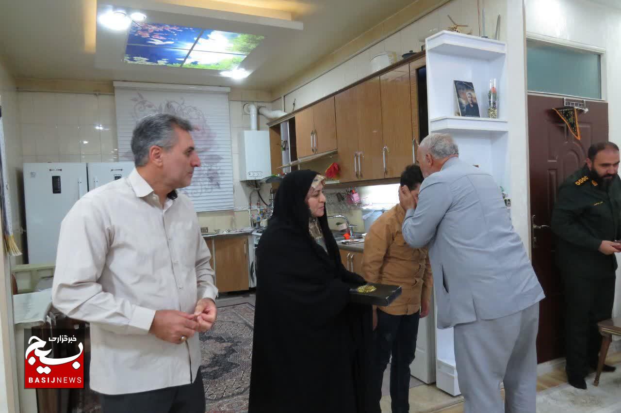 دیدار و دلجویی از خانواده شهید جاویدالاثر، فیض الله خدابنده لو دیدار و دلجویی از خانواده شهید جاویدالاثر، فیض الله خدابنده لو