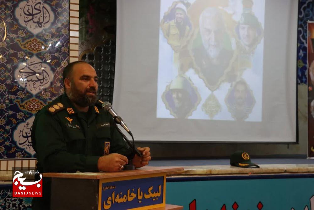عملکرد مدافعان حرم، به جمهوری اسلامی اقتدار سیاسی بخشید